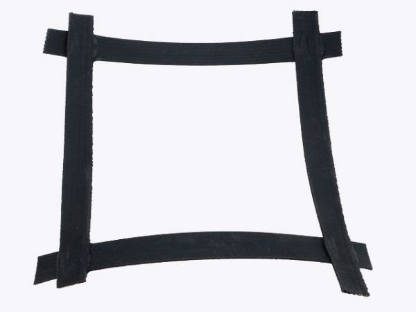 鋼塑土工格柵如何施工？